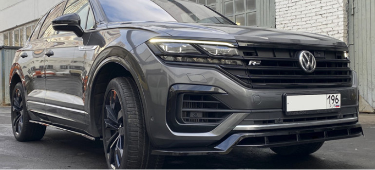 Установка обвеса FT на Фольксваген Туарег (Volkswagen Touareg) MK3 R-Line 2019