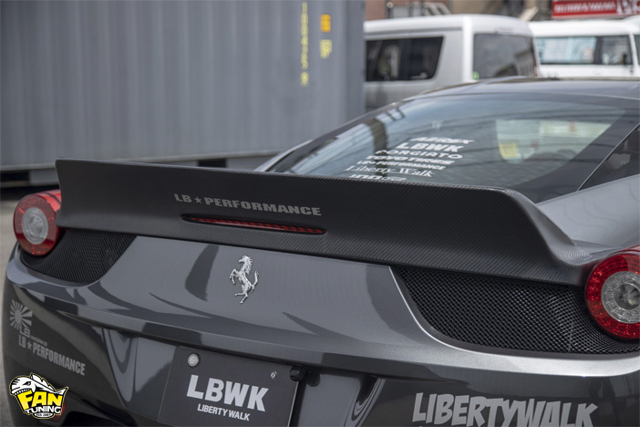 Аэродинамический обвес LWBK на Феррари (Ferrari) 458 Italia от японского тюнинг ателье Liberty Walk