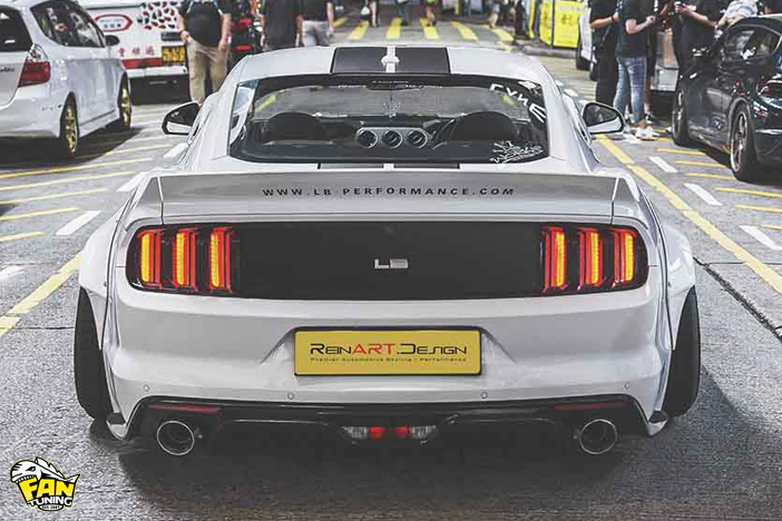 Аэродинамический обвес от японского тюнинг ателье Liberty Walk на Форд Мустанг (Ford Mustang) 2015+