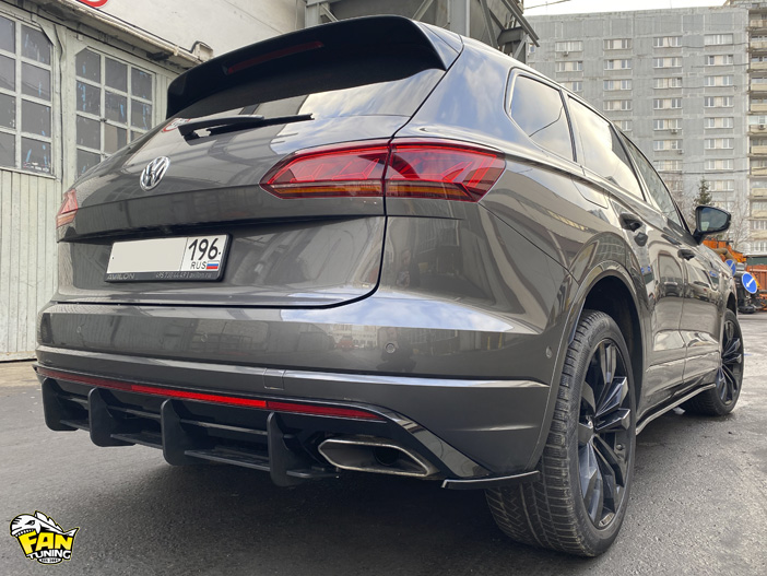 Установка обвеса FT на Фольксваген Туарег (Volkswagen Touareg) MK3 R-Line 2019